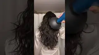 Diffusing Wavy Hair Tutorial | by @sabrinawithlove