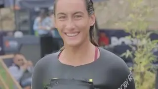 Girls surfing Pichilemu waves -Pichilemu Women's Pro 2016 Chile