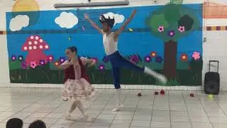 Ballet coreografia Chapeuzinho e o Lobo