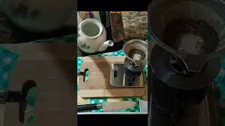 Только не в мой кофе!!!