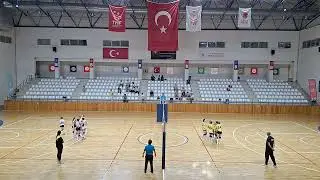 E.M. GÜNEŞ İSTANBUL - GİRİŞİM SK KÜÇÜK KIZ VOLEYBOL MAÇI (2.SET )