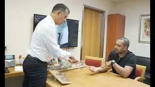 פרופ' דורון נורמן - שבר בשורש כף היד: מהו הטיפול השמרני והניתוחי?