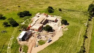 una hermosa vista de esta construcción. y el paisaje del entorno mas