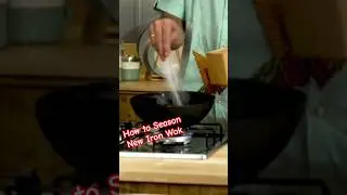 Season your new Iron wok/Kadhai like this #cookingtips #ranveerbrar #seasonnewironkadhai