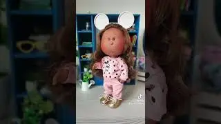 Одягаємо лялечок Mia Nines d'Onil 👗👔