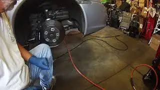 Porsche 996 Radiator Cleaning