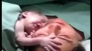 Новорожденный ребенок не хочет отпускать маму