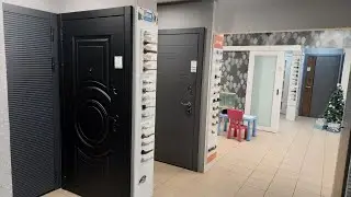 Ассортимент товара на выставке, двери Зодчий/Тандем