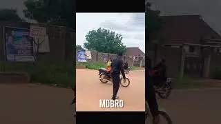 MDbro bought motorcycles them gave him phone resit,  watch till the end please share 😂 😂 😂
