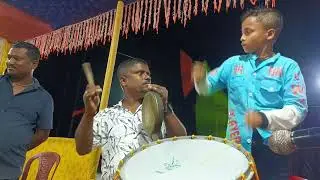 Chuta bacha kase dhak baja Raha hai