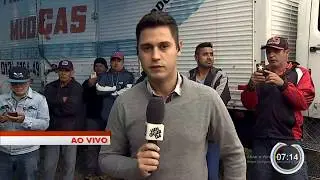 CAMINHONEIROS REJEITAM PROPOSTA DE ACORDO DO GOVERNO E GREVE CONTINUA NO VALE DO PARAÍBA