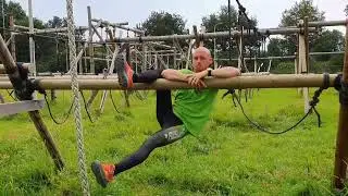 Survivalrun Tutorial 2024 026 Apenhang naar Catcrawl op een balk