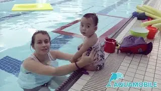 How to Introduce Your Baby to the Pool