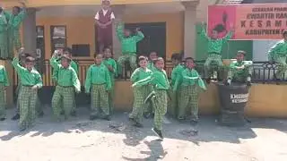 Viral kumpulan anak sd joget lucu