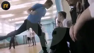 Учитель физкультуры в Воркуте замахнулся на школьника на уроке и пригрозил ударить