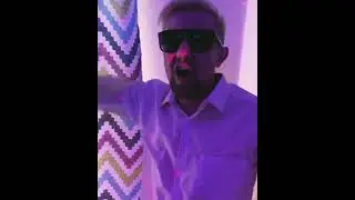Когда друг не позвал в клуб