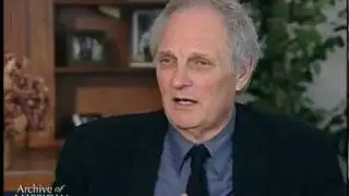 Alan Alda on how CBS believed in M*A*S*H despite initial low ratings