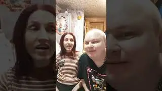 Катя сегодня в ударе ,ведёт эфир 🤗