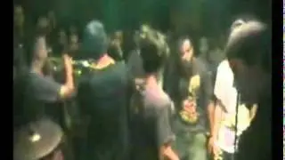 Bombskilla - Salsa drive me crazy