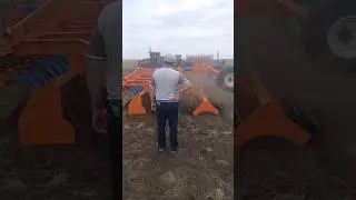 День поле. Выставка агрегатов и техники 2024.
