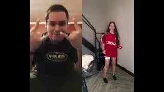 só não ficou perfeito pq a bola do lado de cá era muito maior 😂😂😂😂