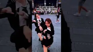 lesserafim in times square👯‍♀️👯‍♀️ #lesserafim #crazy #kpopinpublic