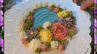 Create Breathtaking Spring Blooms with Buttercream! How to Make Roses, Daisies, & Chrysanthemums!
