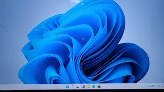 Windows 11🔥 Installed on my 4 years old laptop windows 11 running they just changed theme