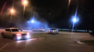 Some of the guys out doin donuts