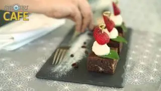 Фондю-бар Чердак Художника /  restaurant in Saint Petersburg