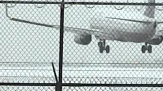 United Airlines Boeing 737-900 that flew out of McCarran Intl (KLAS) and landed runway 28 at O'hare