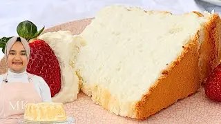 Bite into a cloud with this ANGEL FOOD CAKE recipe! Super light and fluffy