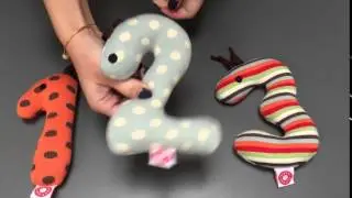 FRACNK & FISCHER 123 box, knit squeeze, rattle & crackle