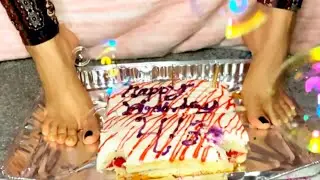 Crushing cake with my feet, it’s my birthday !!