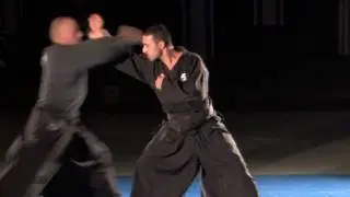 Ura oni kudaki, shoulder breaking armlock, basic - technique for Akban wiki