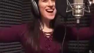 Песняяя😍😍😍😍Над нами звёзды горят😍они на счастье суляяяяят😍😍
