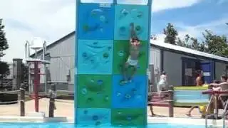 AquaClimb скалодромы для бассейна