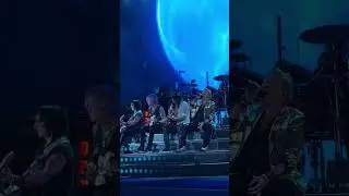 #Repost @tako217 ⚡Wichita Lineman, Guns N Roses  at @hollywoodbowl LA night-2, Nov 2 2023.