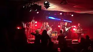 "Let's Dance" (Pt 1)- SPIDERS FROM MILWAUKEE@Shank Hall! 11/22/17