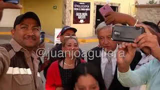 Sorprende AMLO en gasolinera de Saltillo