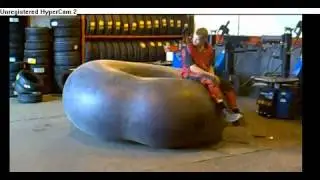 Огромный БУУММ!!