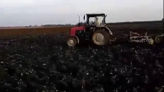 Mtz 820 tárcsázás