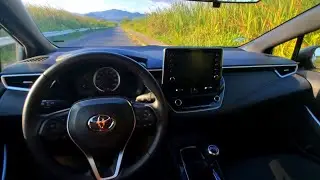 Review of a 2020-2022 TOYOTA COROLLA SE model, with a manual transmission