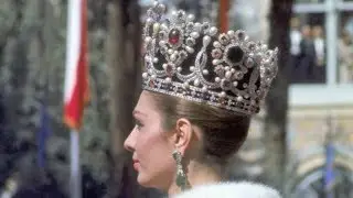 Shahbanou Farah Pahlavi official