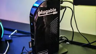 Triple monitor docking station with display link for laptops