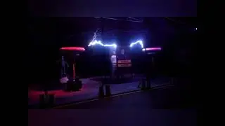 Мы прилетели в Сочи. В конце видео обзор музея Никола Тесла в Сочи там находятся Катушки Теслы