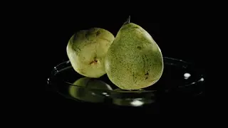 Pear 3D scan. 8k textures. 8k render.