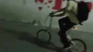 Велосипедный задний фонарь с лазерными габаритами