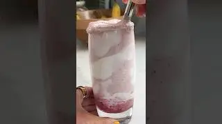 Strawberry Skin Glow Smoothie 🍓✨ 