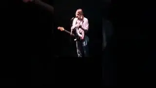 What happened to the portrait that a fan gave Kurt Cobain in the middle of a concert?